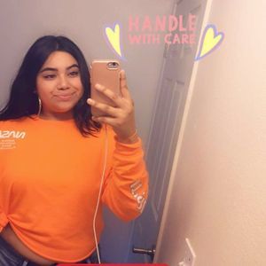 Meet your Posher, Serena